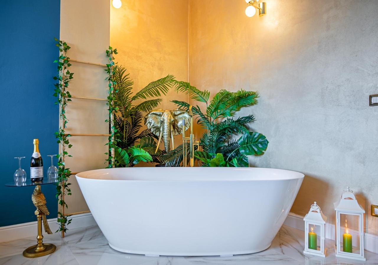 Jungle Suite --- Vasca In Camera Turyn Zewnętrze zdjęcie