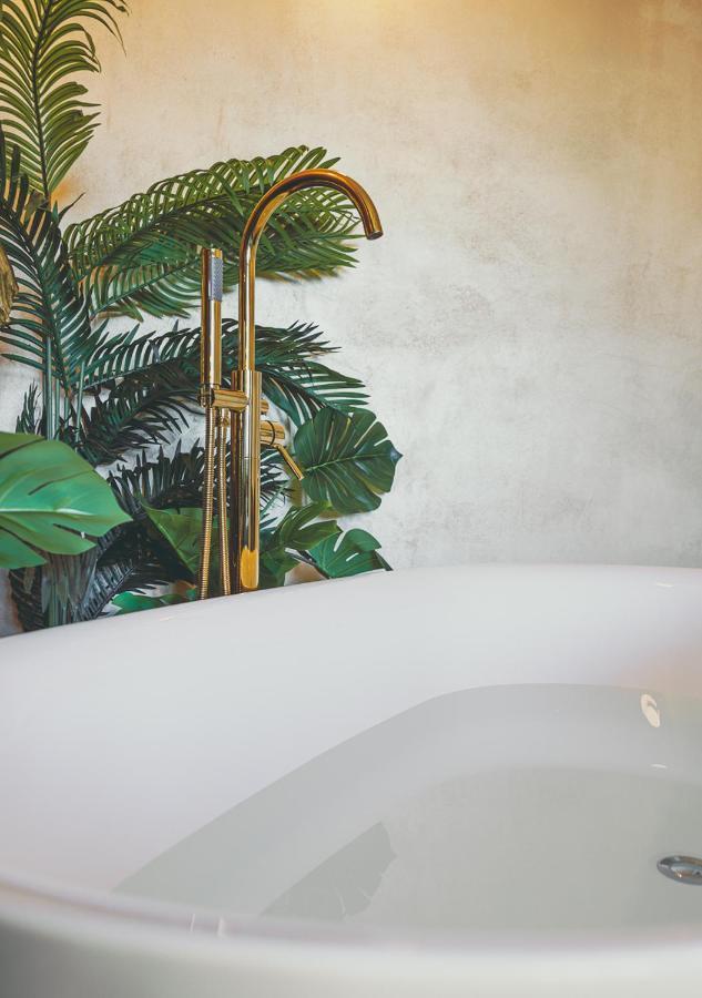 Jungle Suite --- Vasca In Camera Turyn Zewnętrze zdjęcie